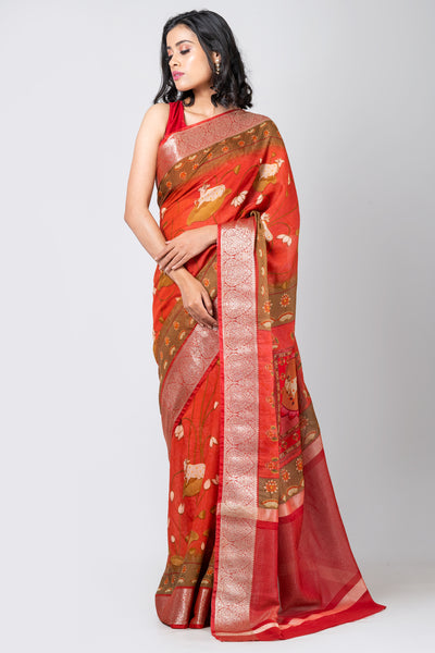 SCARLET ELEGANCE