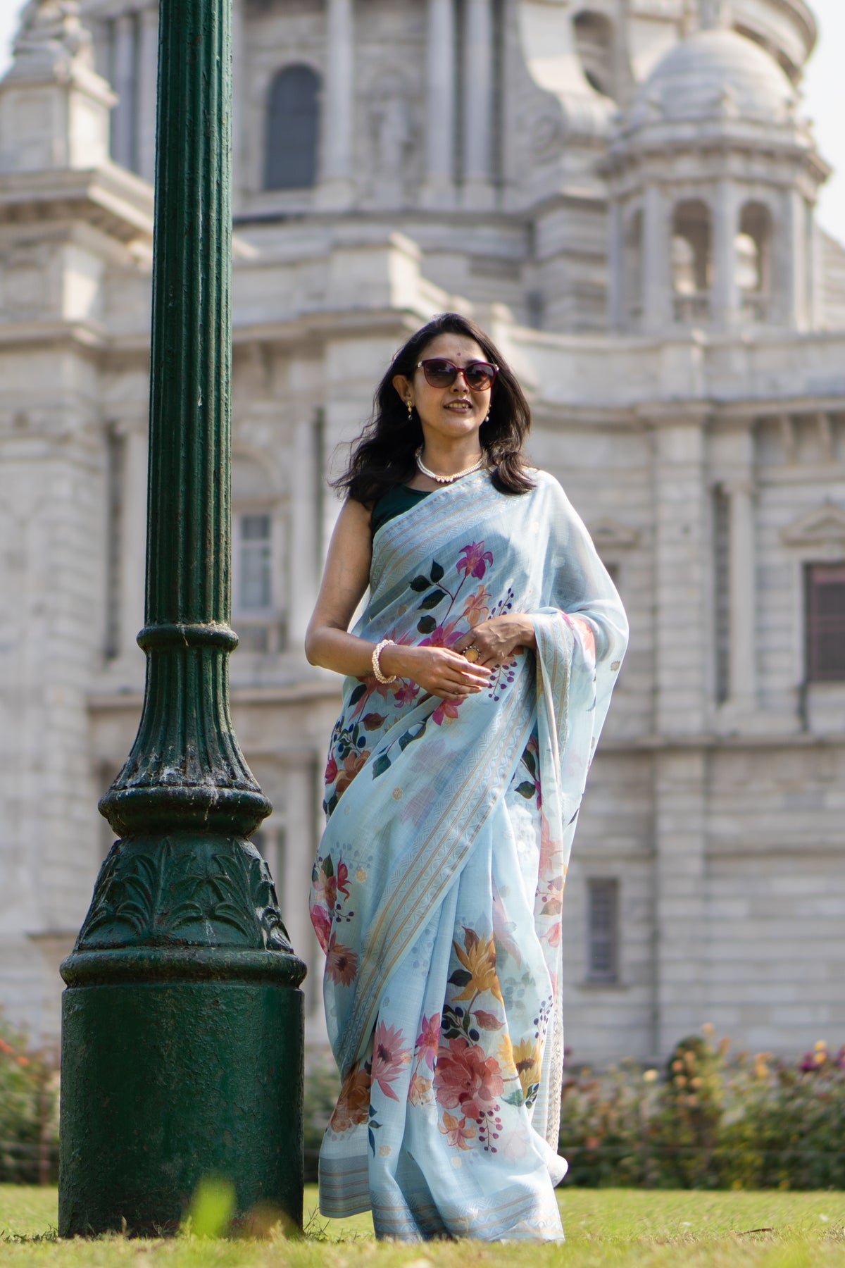 Heavenly handpaint Women's Sky Blue Poly Linen Saree for Festive & Office Wear