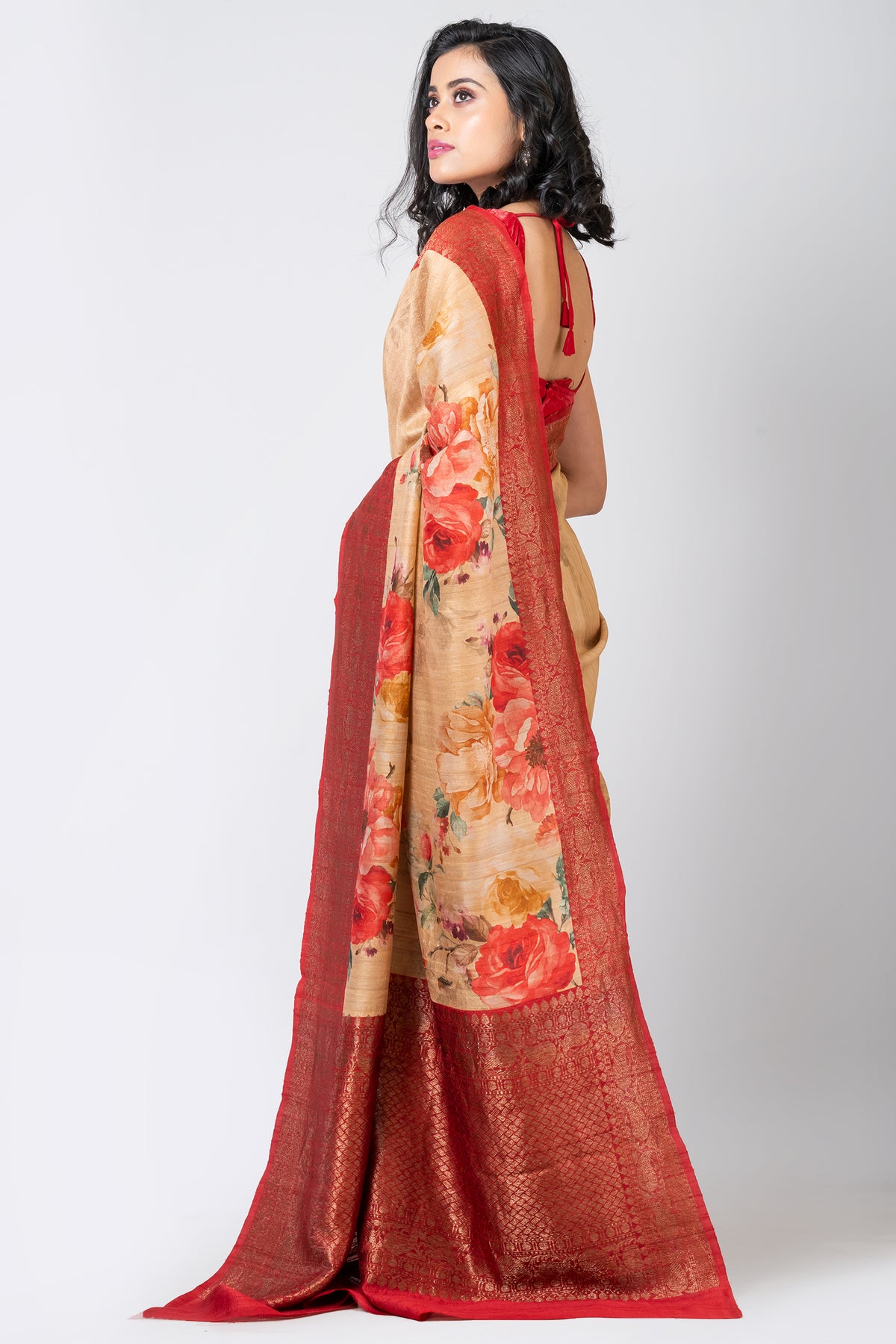 Graceful blossom Off White and Red Tussar Banarasi Saree for Festive & Wedding Wear