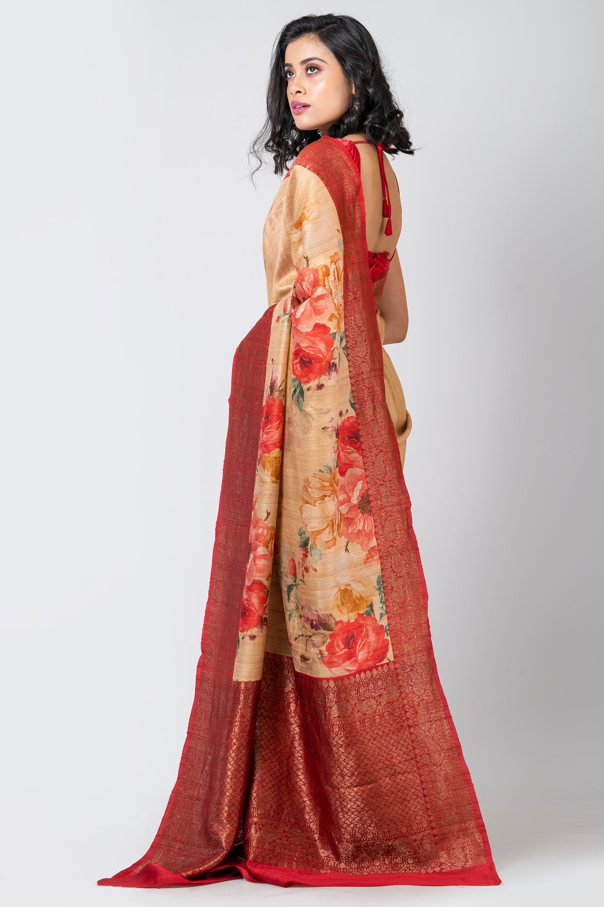 Graceful blossom Off White and Red Tussar Banarasi Saree for Festive & Wedding Wear