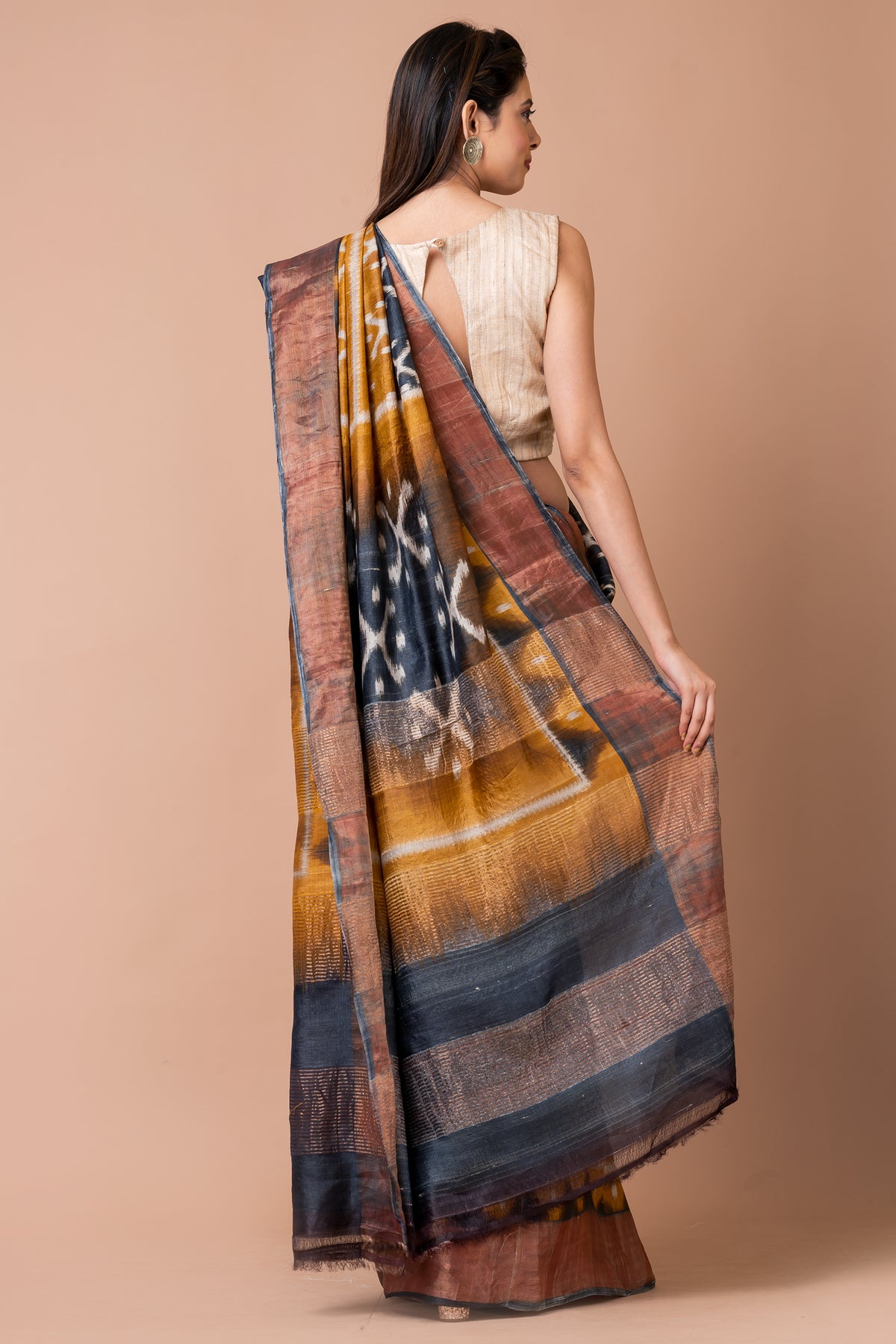 Rustic Charm Elegant Black & Yellow Tussar Silk Saree – Bold & Traditional Ethnic Drape for Festive Wear