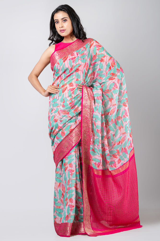 Intricate Leaves Harmony