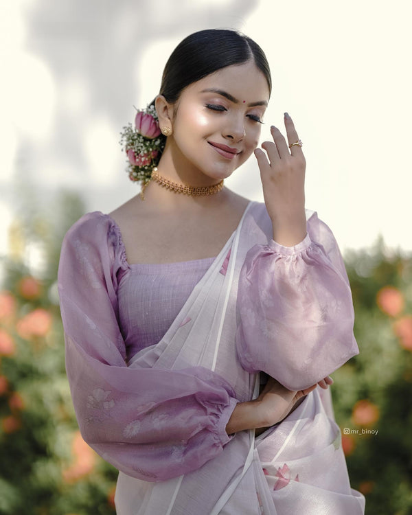 Rosemary Designer Lavender Kerala Kasavu Saree for Weddings, Festivals & Onam Celebrations