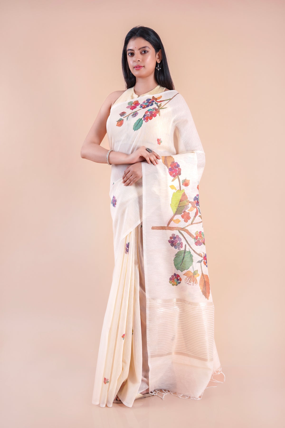 Autumn Haze | White Floral Printed Slub Linen Saree
