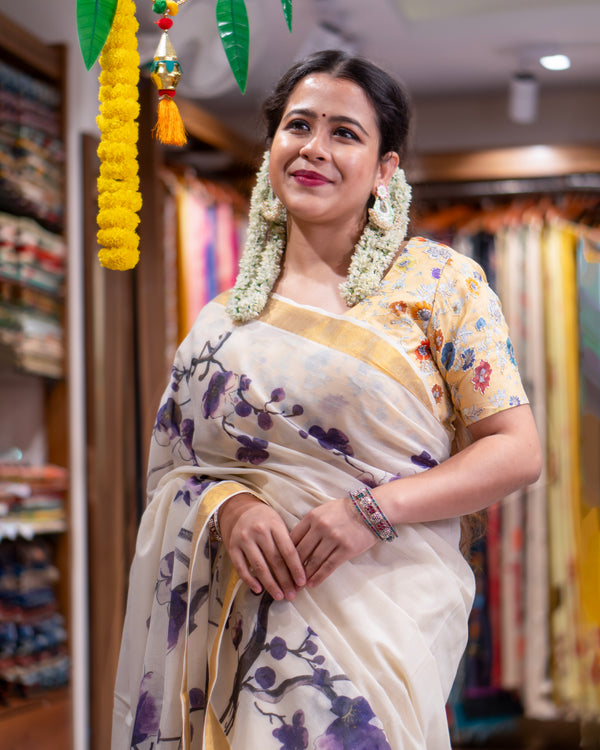 Shankhapushpa Women’s White Saree with Golden Zari Traditional Floral Pattern