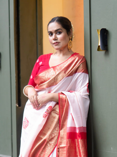 Bhavani Women’s Red White Silk Saree with Elegant Zari Weaving Design
