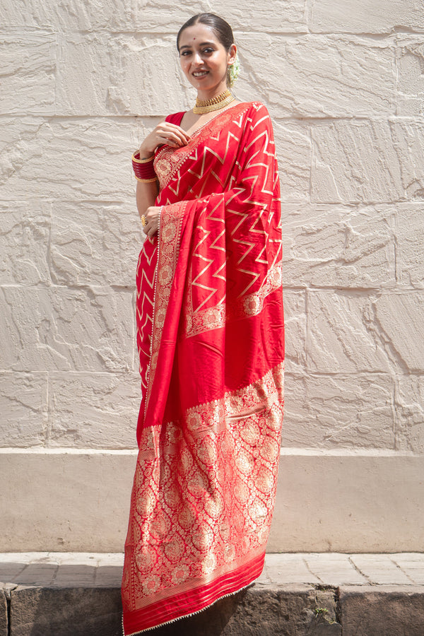 Rajmohini banarasi Elegant Red Khaddi Woven Saree with Traditional Zari Border