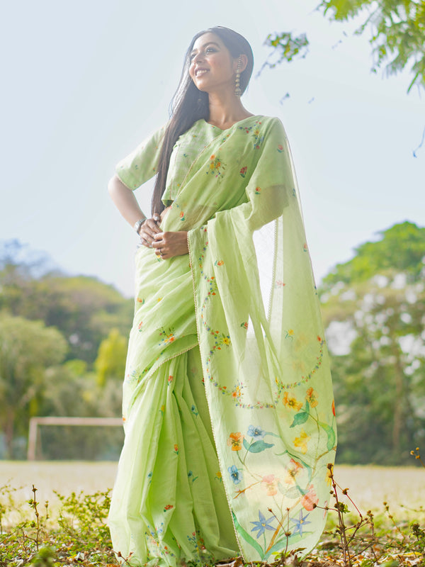 Vastraa | Green Mal Chanderi Saree | Lightweight Handcrafted Ethnic Wear for Women