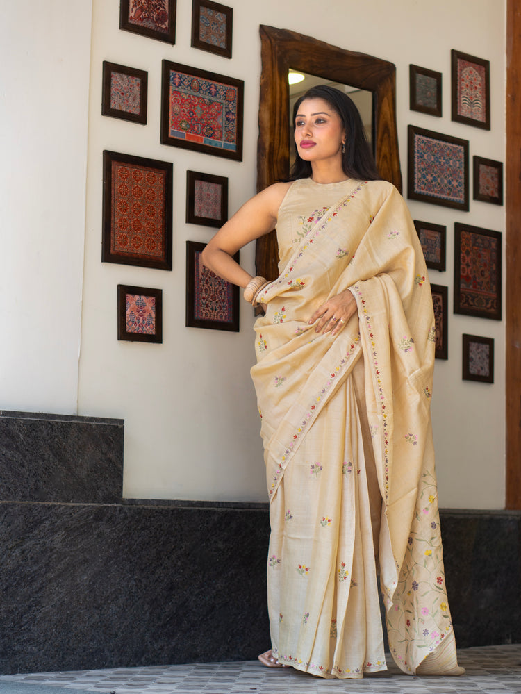 Designer Cream Tussar Saree – Timeless Minimal Festive Wear Saree