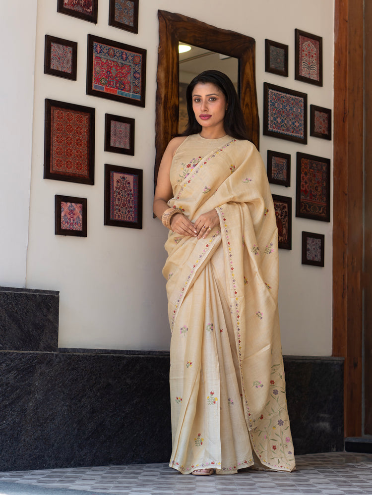 Designer Cream Tussar Saree – Timeless Minimal Festive Wear Saree