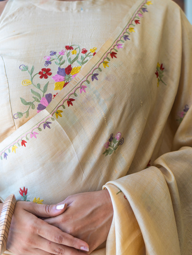 Designer Cream Tussar Saree – Timeless Minimal Festive Wear Saree