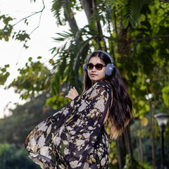 Black Floral Elegance