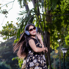 Black Floral Elegance