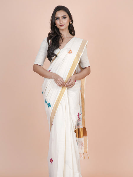 Sobhita Ethnic White Kasavu Saree with Gold Zari and Paisley Motif Craft