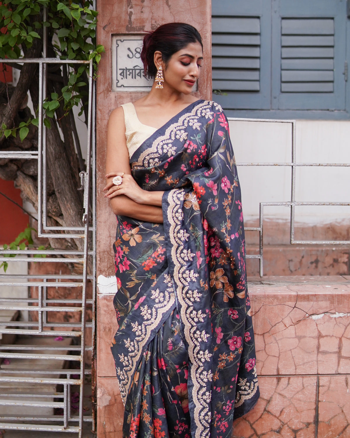 Layla Black Tussar Silk Saree – Elegant Handwoven Traditional Silk Saree for Festive & Party Wear