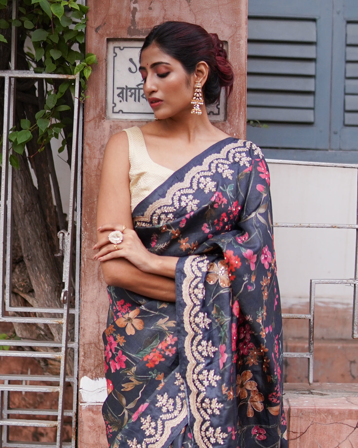 Layla Black Tussar Silk Saree – Elegant Handwoven Traditional Silk Saree for Festive & Party Wear