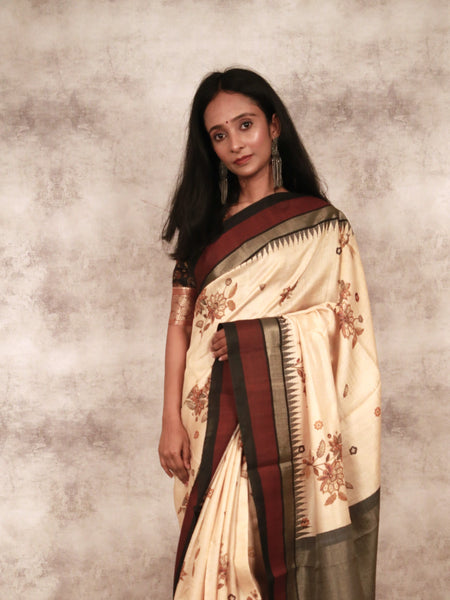 Wildreness Tales of Tusser Classic Off-White Handloom Tussar Saree with Multi-Color Border – Vidarbha Temple Style Elegant Ethnic Saree