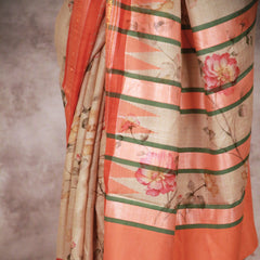 Crimson Peatals In The Wild