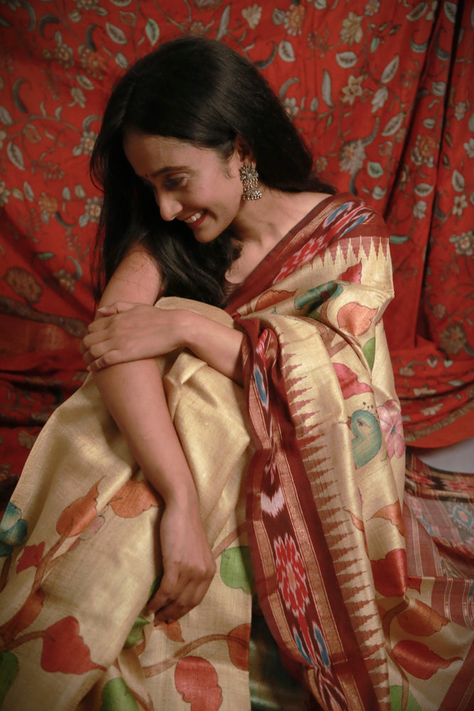 Classic Floral Charm