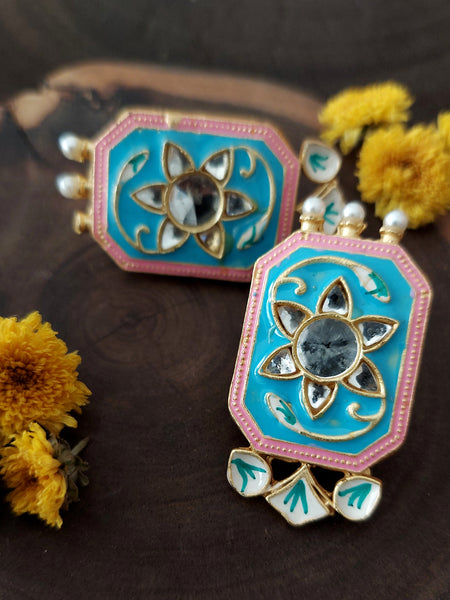 Star Jewel Artistic Pastel Tone Earrings – Bold and Elegant Accessory