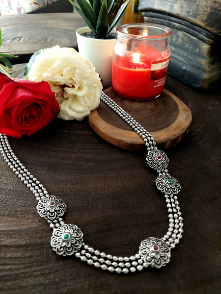 Antique Neckpiece Ornate Antique Silver Tone Detailed Neckpiece with Lightweight Comfort