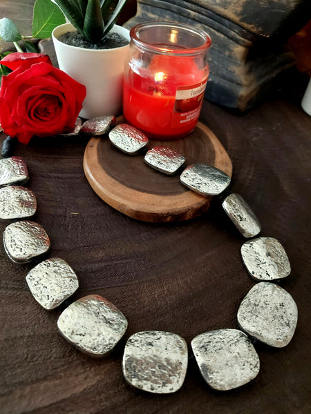 Antique stone Neckpiece Stylish Ethnic Necklace with Antique Silver Finish and Stone Detailing