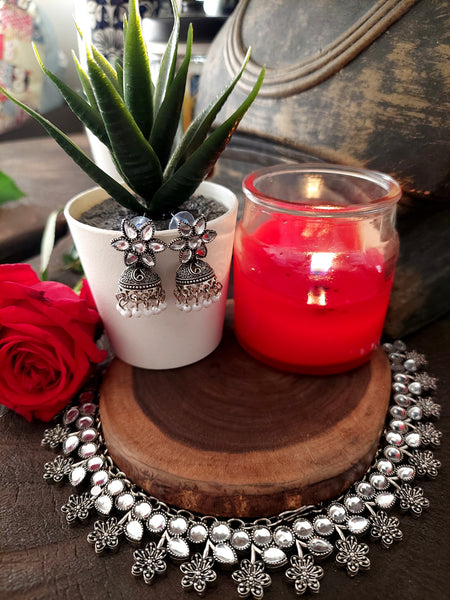 Classic white Jewel Set Traditional Silver Finish Jewelry Set with White Stone Neckpiece and Matching Earrings