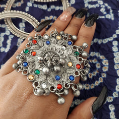 Antique multicolored Finger Ring