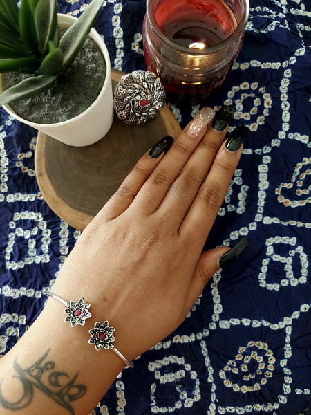 Sleek Bracelet