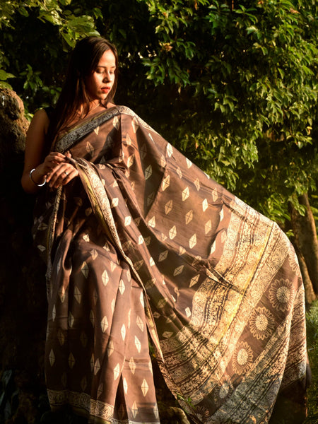 Chitra | Minimalist Chanderi Zari Woven Ethnic Saree