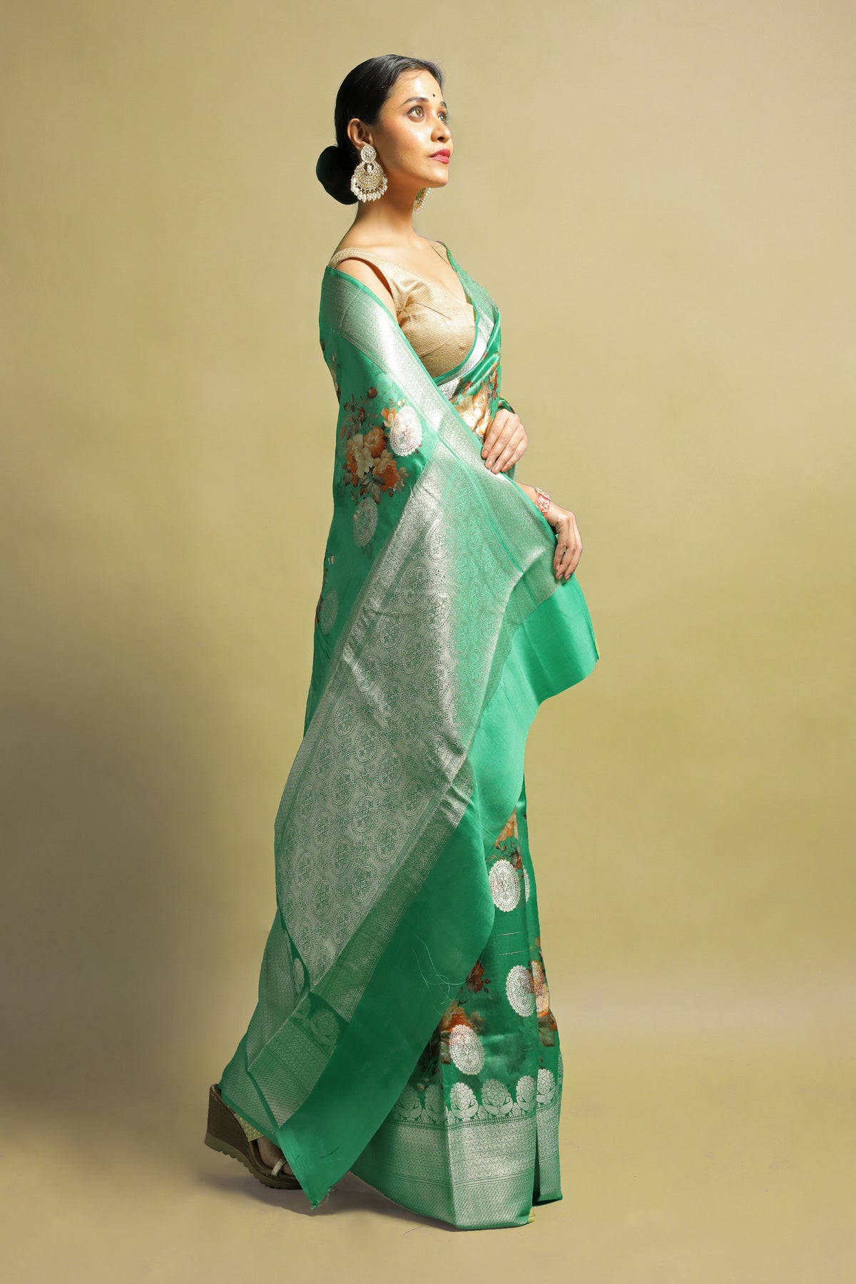 Chaaya Sea Green Chiniya Silk Saree | Elegant Traditional Ethnic Wear Silk Saree