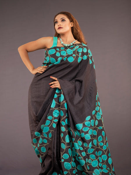 Aadrika Dark Grey Tussar Silk Saree | Elegant Traditional Handloom Ethnic Wear Saree